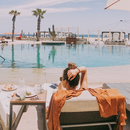 Hotels ? Luxury or Location?