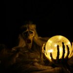Tell a ghost story